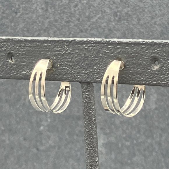 Hoop Pierced Earrings Silver Triple Shiny Simple Classic Retro Granny Soft Girl - Picture 1 of 6